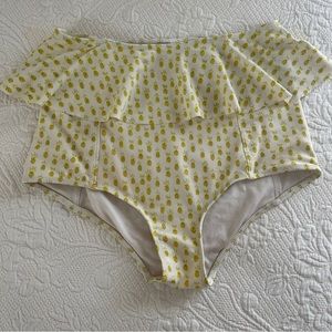 🍍 Kortni Jeane - Rare Print Pineapple Ruffle High Waisted Swim Bottoms